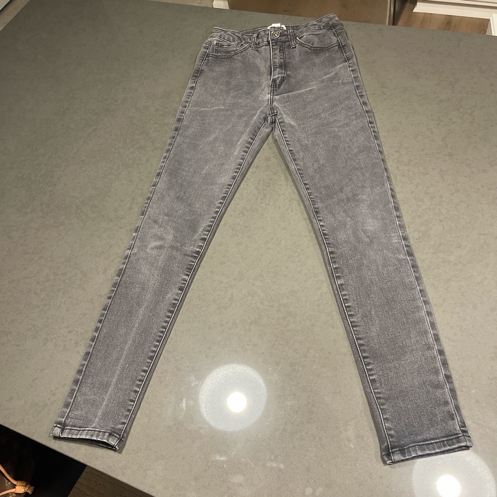 Forever 21 Gray Skinny Jeans